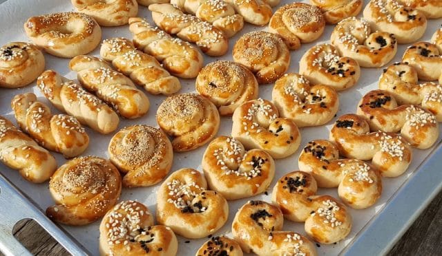 Bayatlamayan Tuzlu Kurabiye Tarifi