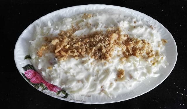 yoğurtlu kereviz salatası