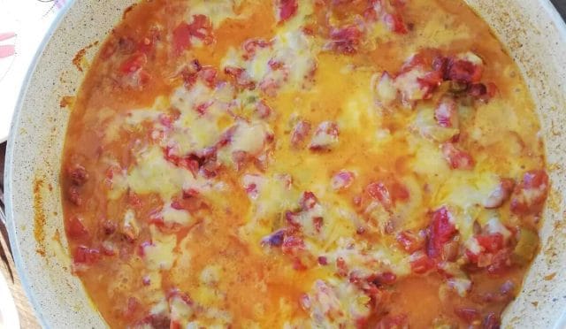 Sucuklu Kaşarlı Menemen