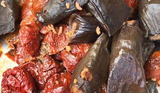 Etki Kuru Patlıcan ve Biber Dolması