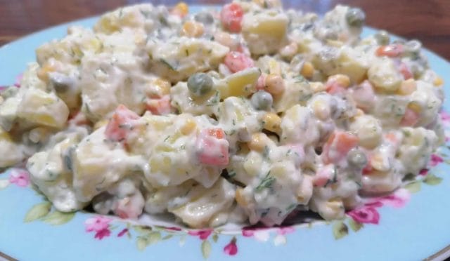 Rus Salatası Tarifi