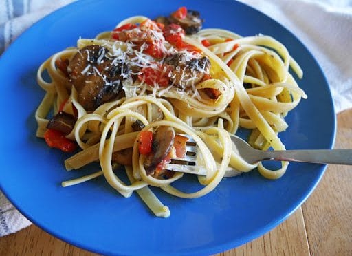 Sebzeli Fettuchine Makarna Tarifi