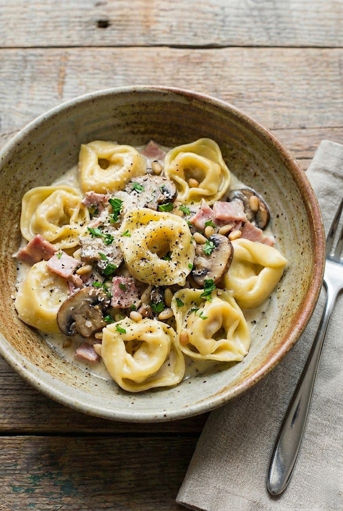 Kremalı Mantarlı Tortellini Tarifi