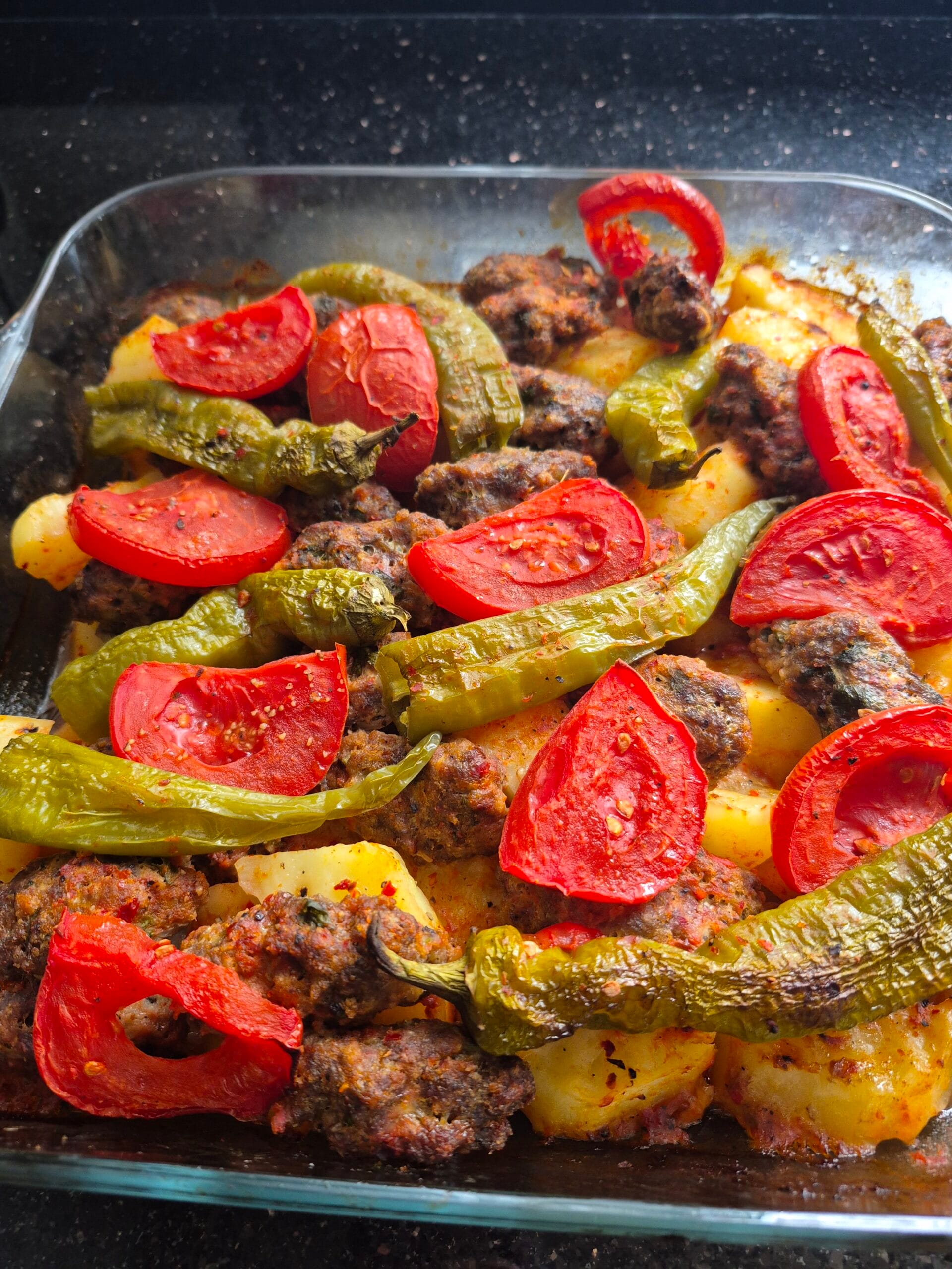 Fırında Köfte Patates Tarifi